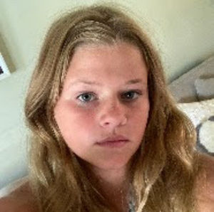 Meet your Posher, Ava